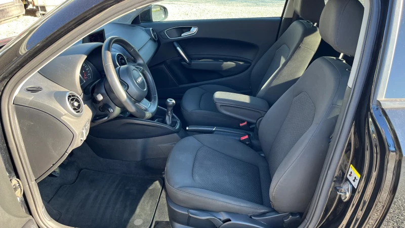 Audi A1 1.2 86КС NAVI, снимка 11 - Автомобили и джипове - 52663509