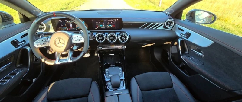 Mercedes-Benz CLA 45 AMG S 4Matic+ , снимка 6 - Автомобили и джипове - 53039893