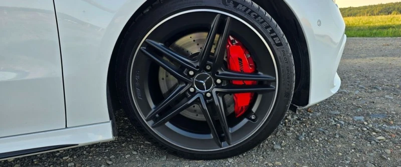Mercedes-Benz CLA 45 AMG S 4Matic+ , снимка 4 - Автомобили и джипове - 53039893