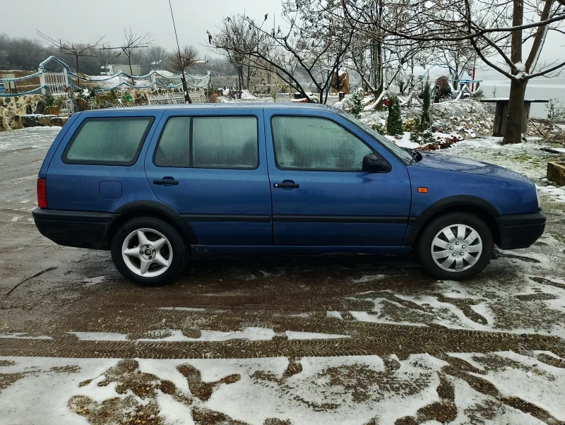 VW Golf, снимка 2 - Автомобили и джипове - 53279285