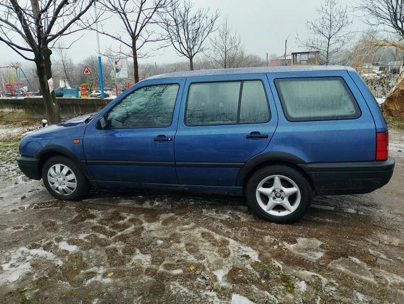 VW Golf, снимка 4 - Автомобили и джипове - 53279285