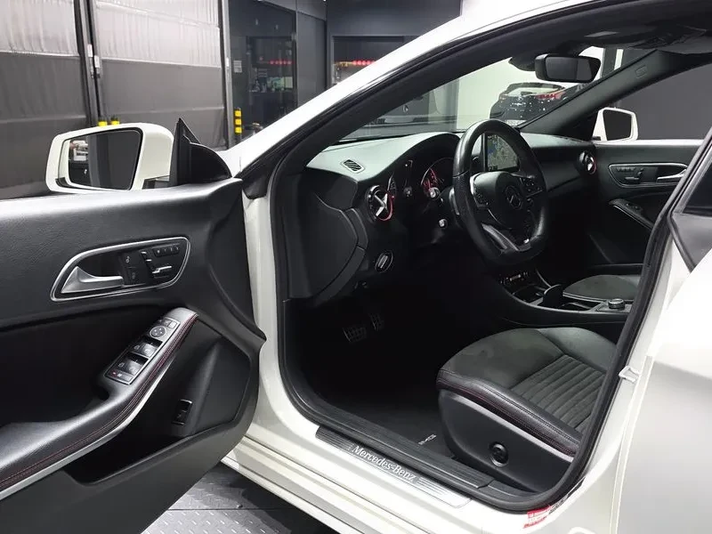 Mercedes-Benz CLA 250  4Matic, снимка 10 - Автомобили и джипове - 55787323