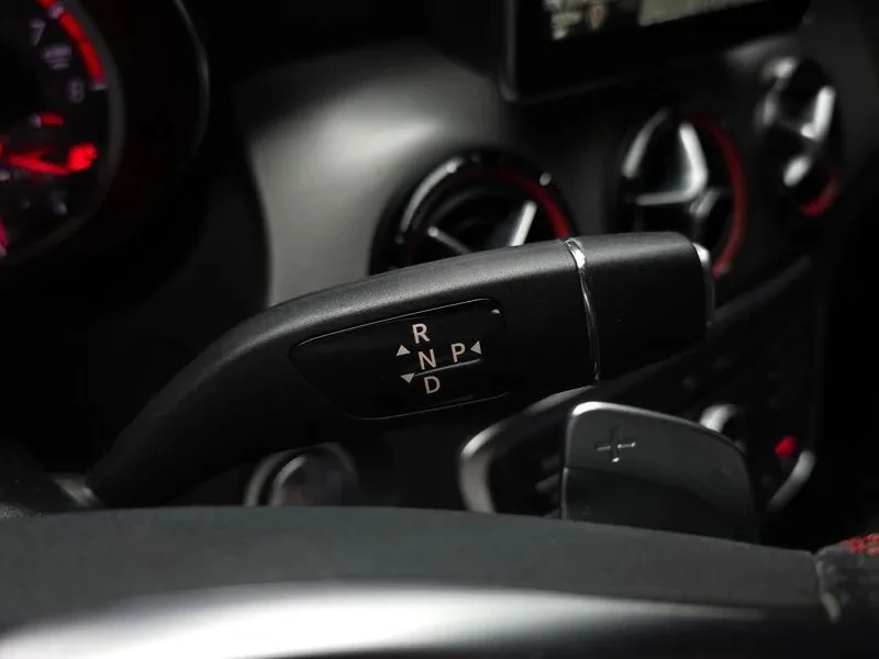 Mercedes-Benz CLA 250  4Matic, снимка 9 - Автомобили и джипове - 55787323
