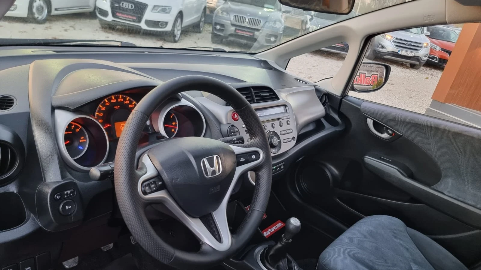 Honda Jazz 1.4 i-vtec EXECUTIVE - изображение 5