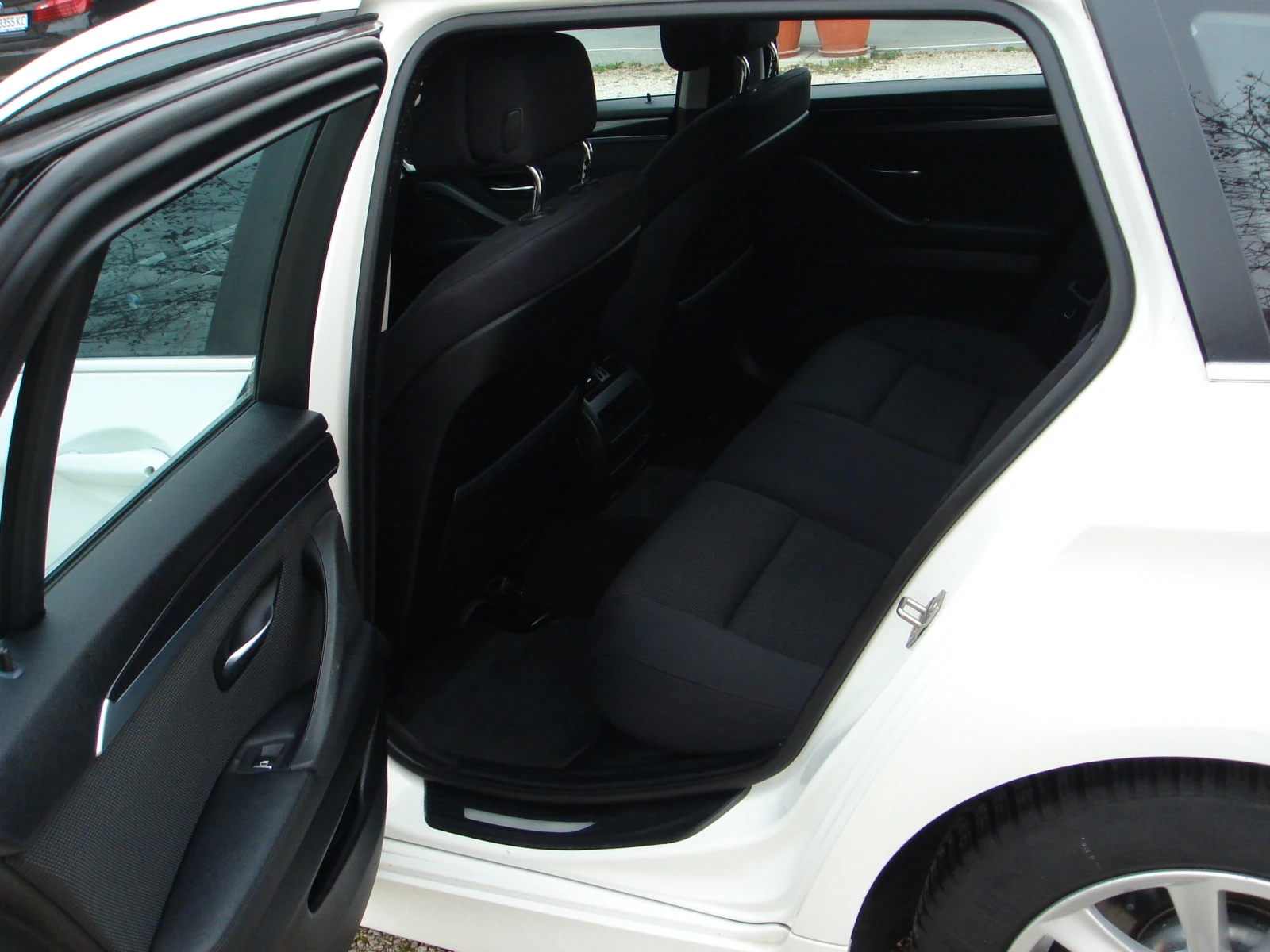 BMW 520 d NAVI 6ck.EURO 5B | Mobile.bg   13