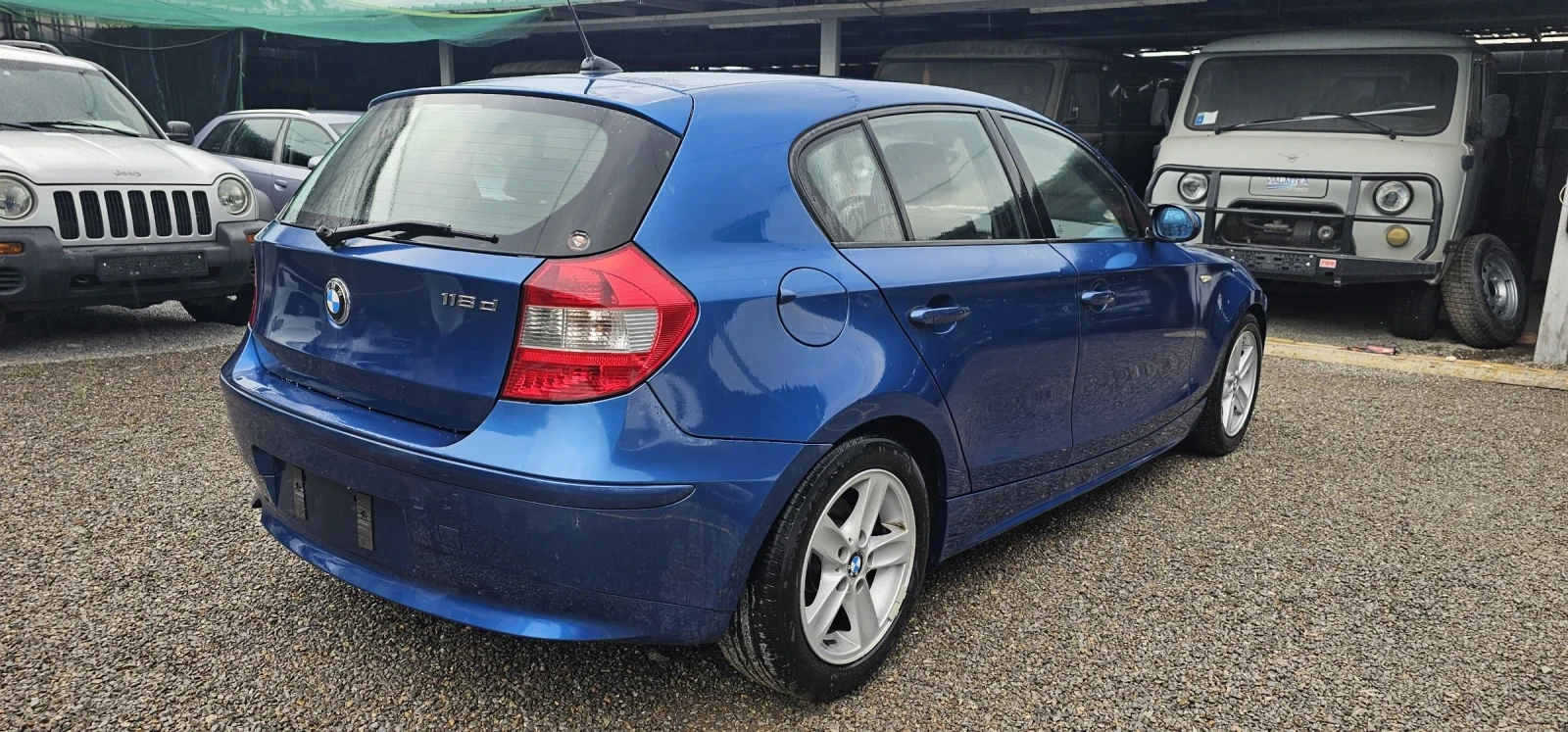 BMW 118 2.0diesel 6speed  - изображение 7