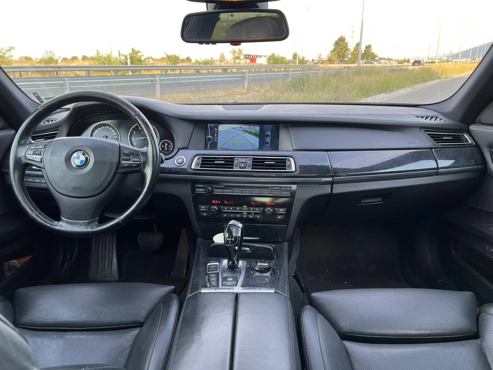 BMW 750 Li - изображение 4