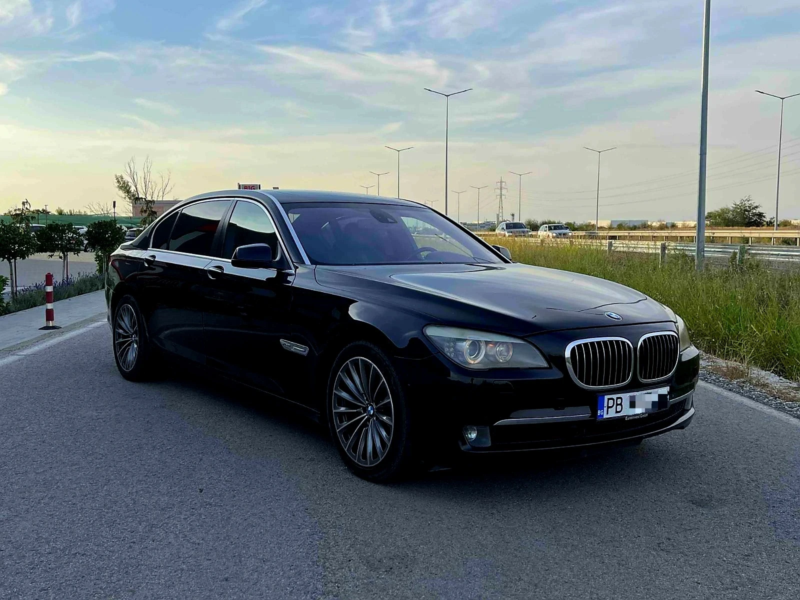 BMW 750 Li | Mobile.bg   1