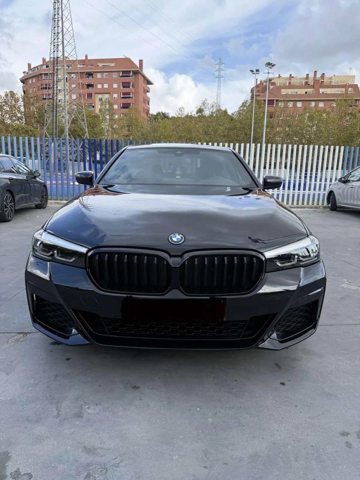 BMW 530E Plugin hibrid M Paket  - изображение 2