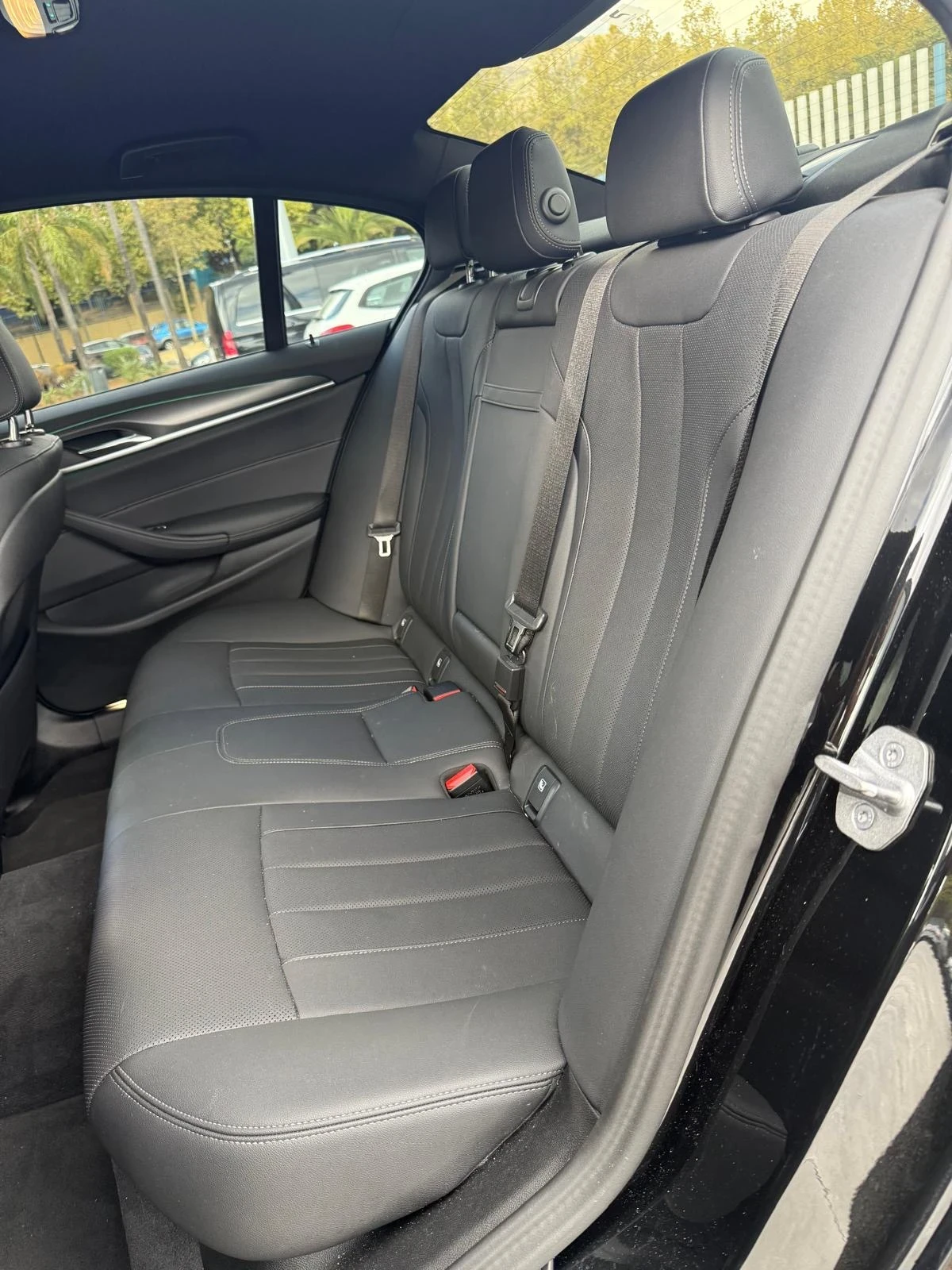 BMW 530E Plugin hibrid M Paket  | Mobile.bg   13