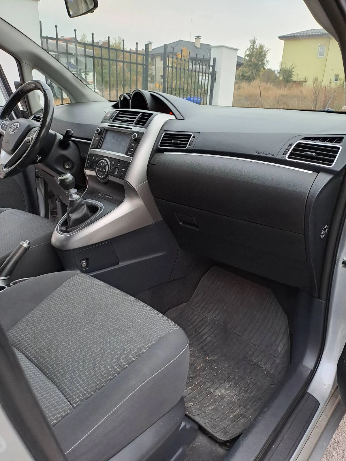 Toyota Verso  - изображение 6