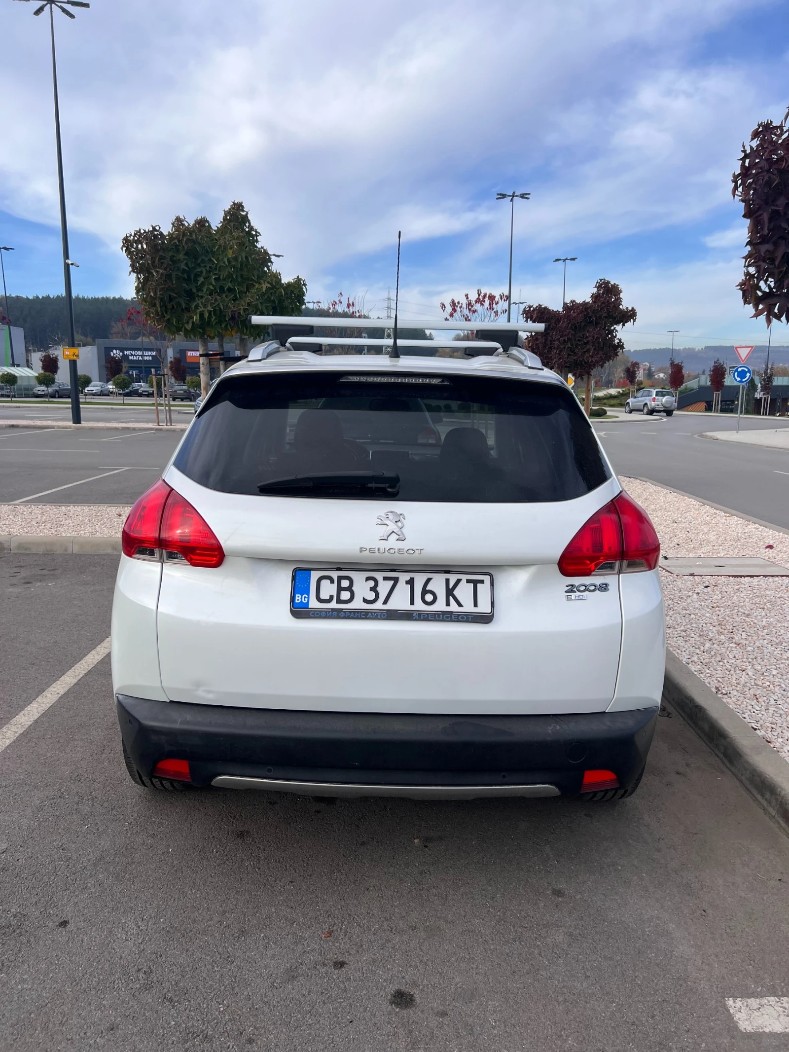 Peugeot 2008 EHDI - изображение 3