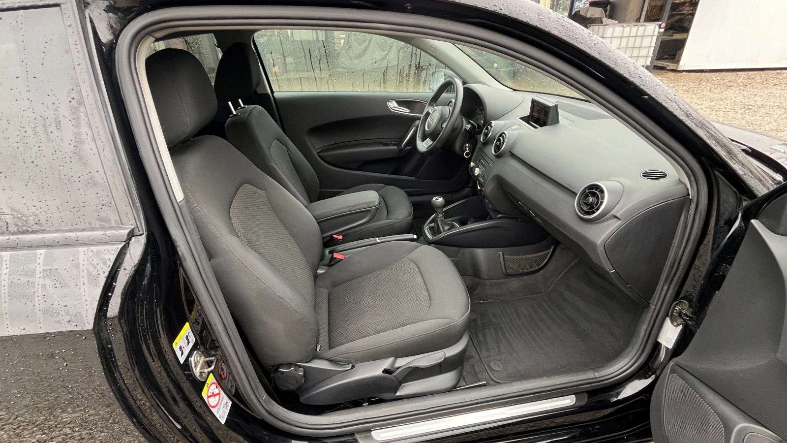 Audi A1 1.2 86 NAVI | Mobile.bg   12