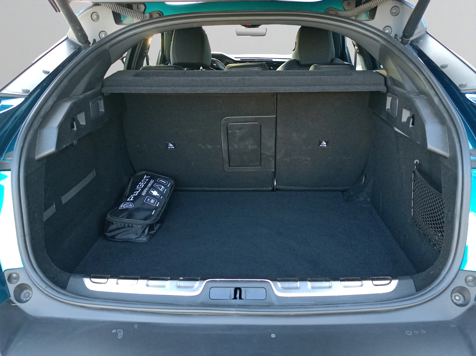 Peugeot 408 GT 1, 2 PureTech 130 EAT8 EURO 6.4 - изображение 9