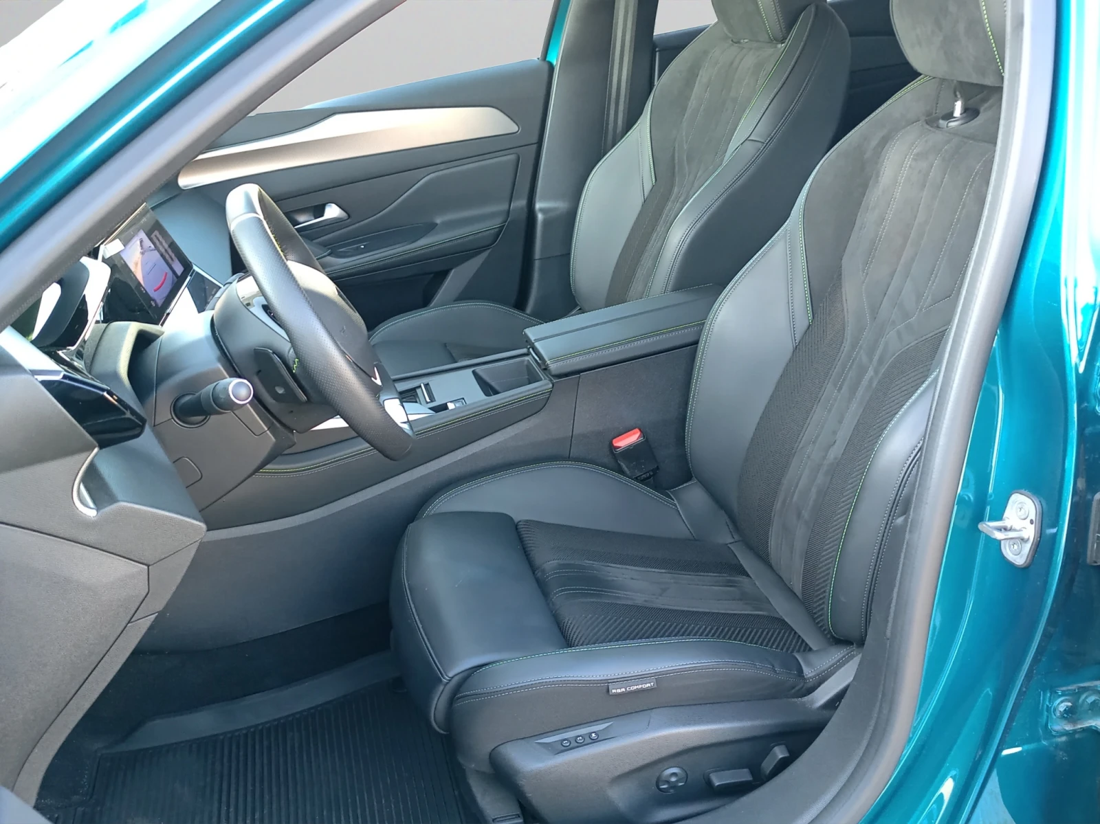 Peugeot 408 GT 1, 2 PureTech 130 EAT8 EURO 6.4 - изображение 10