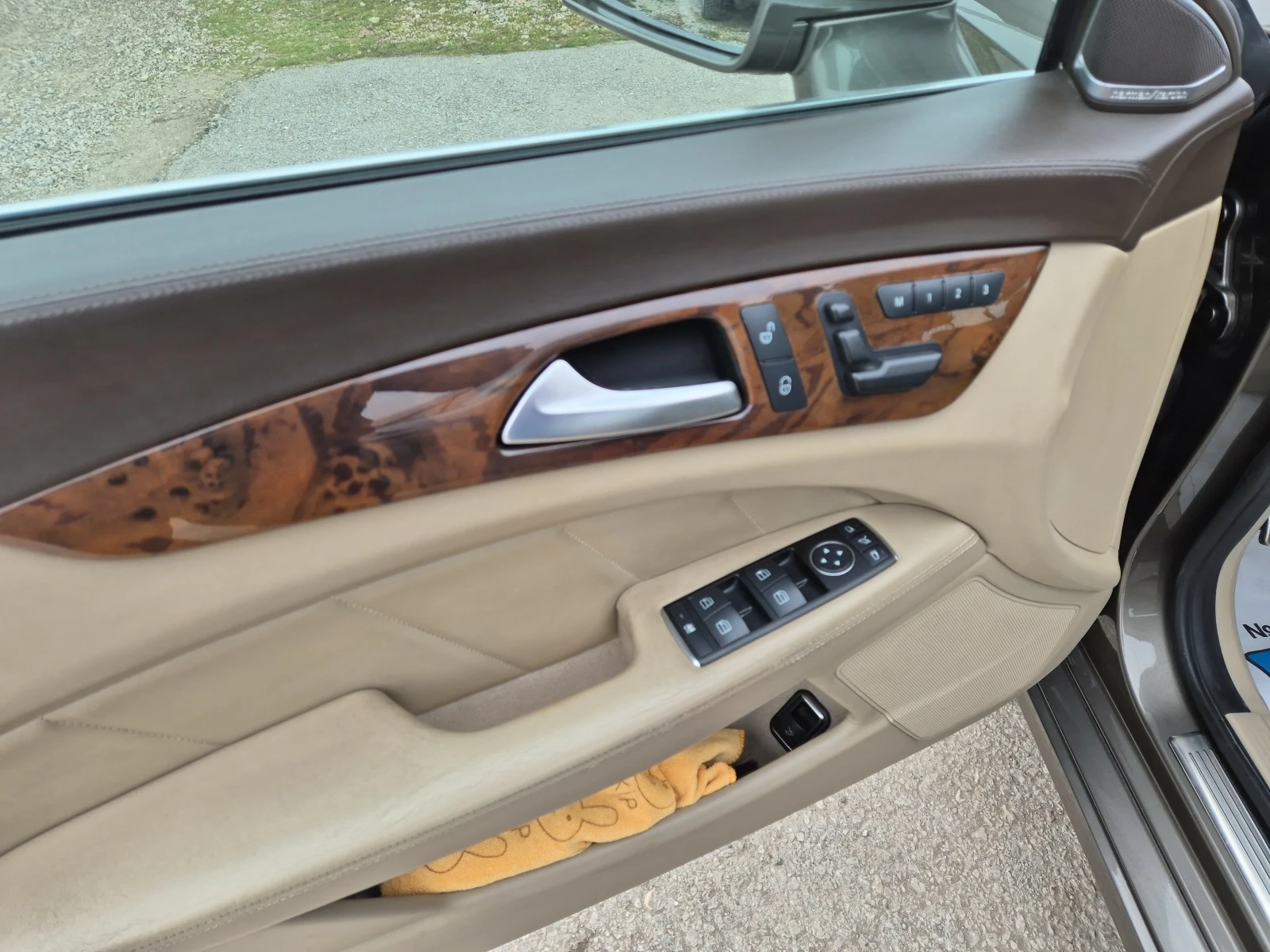 Mercedes-Benz CLS 350 cdi 4 matik AMG LED, снимка 9 - Автомобили и джипове - 53526335