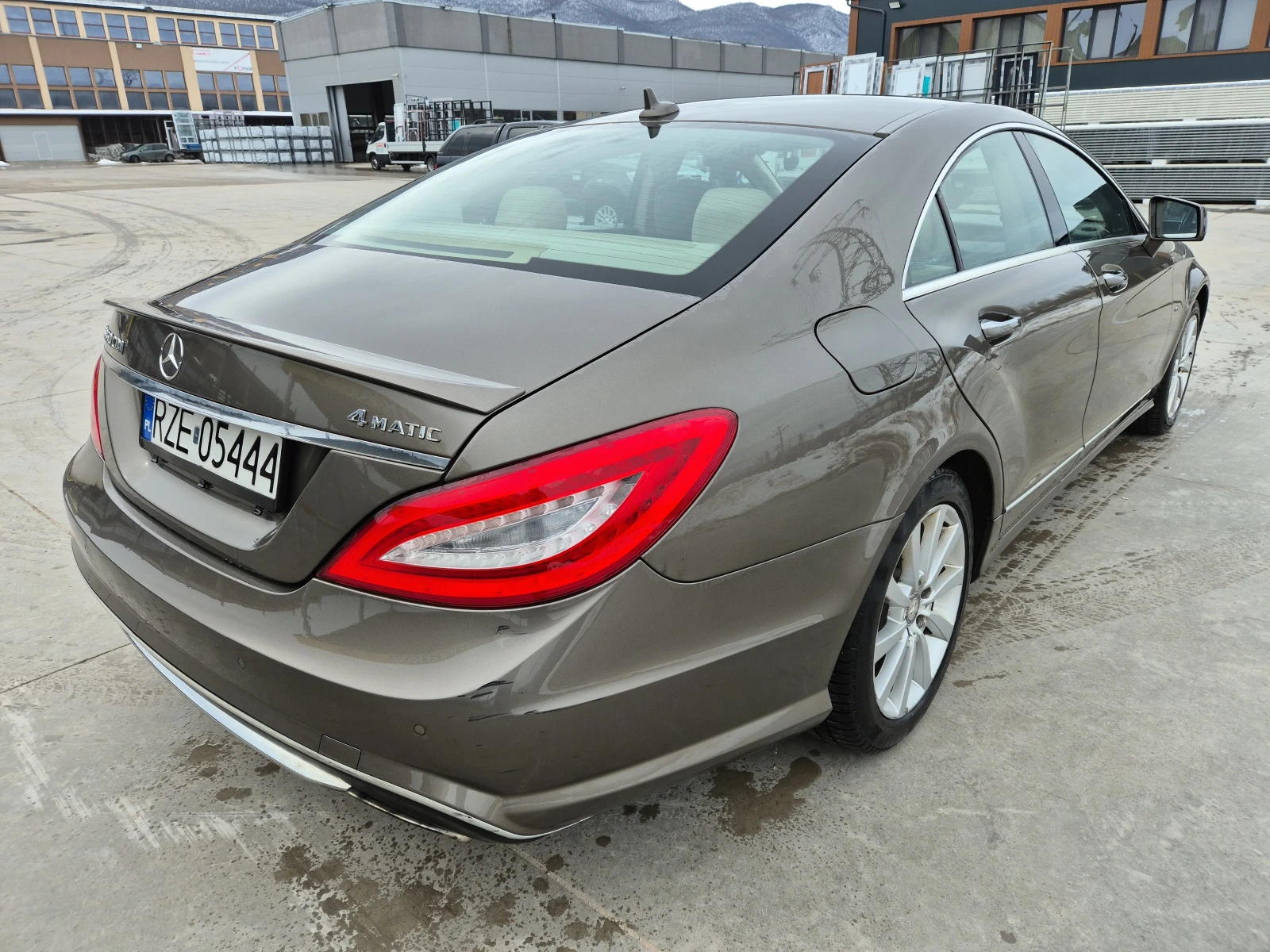 Mercedes-Benz CLS 350 cdi 4 matik AMG LED - изображение 4
