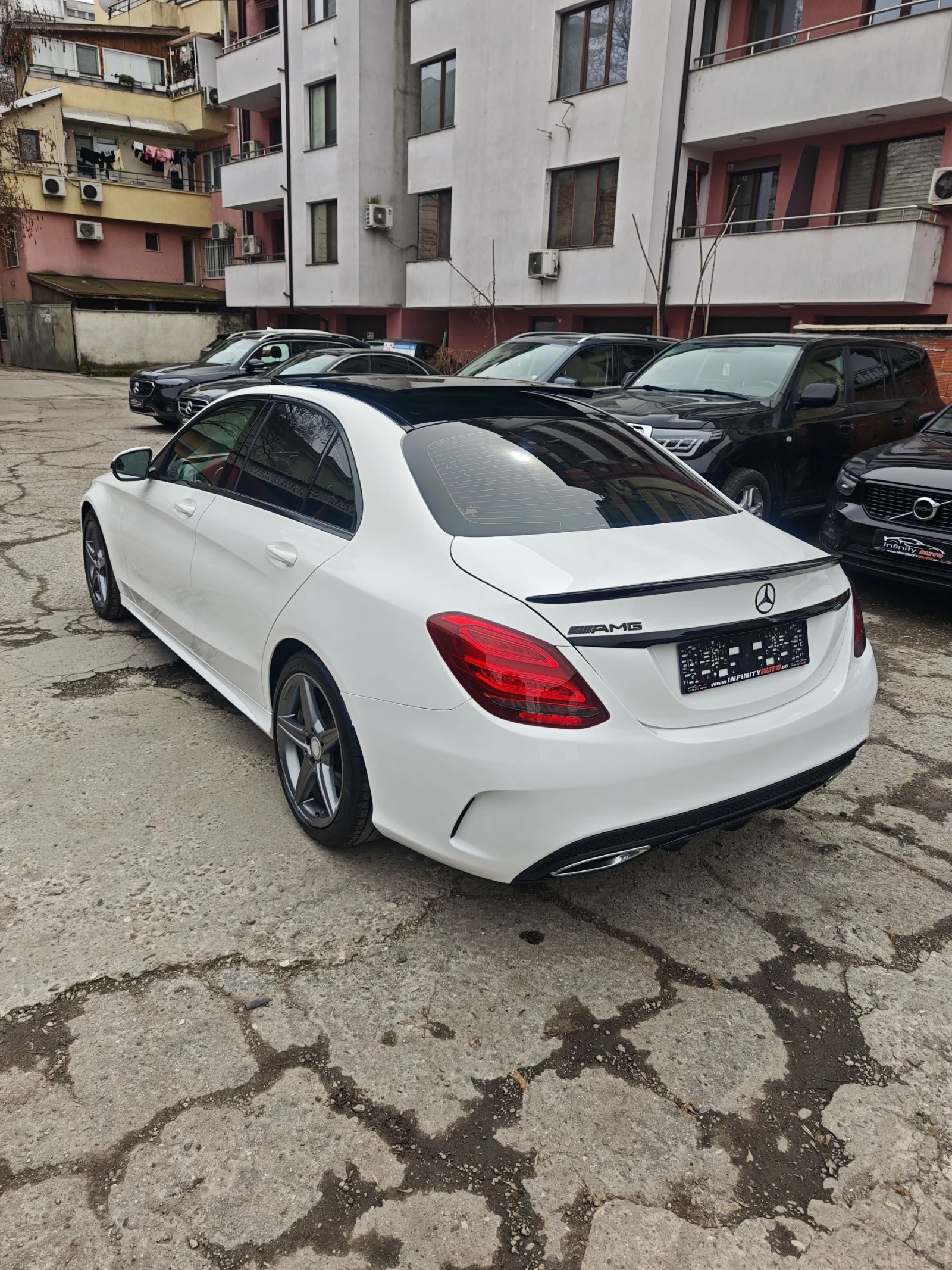 Mercedes-Benz C 220 SHADOW LINE, AMG, ПАНОРАМА, КАМЕРА, ФУЛ! , снимка 4 - Автомобили и джипове - 54016382