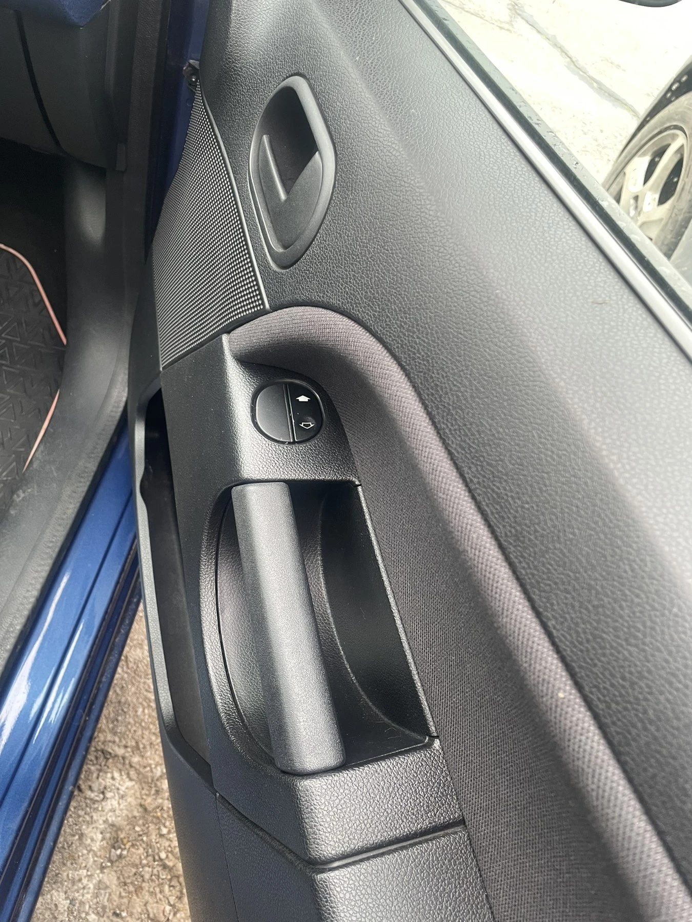 Ford Fiesta MK6 1.4 Duratec 16V от МОТО ПФОЕ, снимка 8 - Автомобили и джипове - 54056964