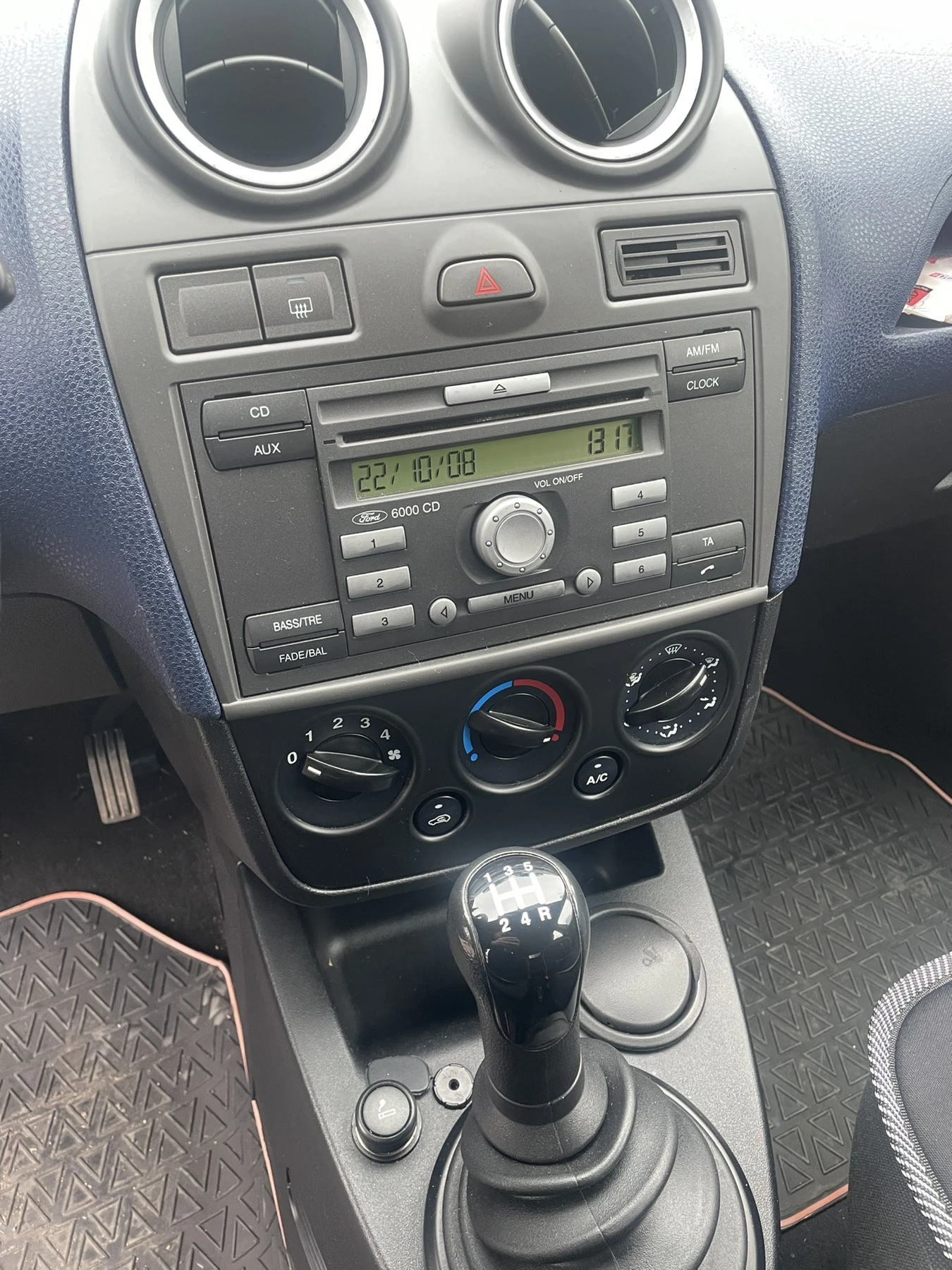 Ford Fiesta MK6 1.4 Duratec 16V от МОТО ПФОЕ, снимка 6 - Автомобили и джипове - 54056964