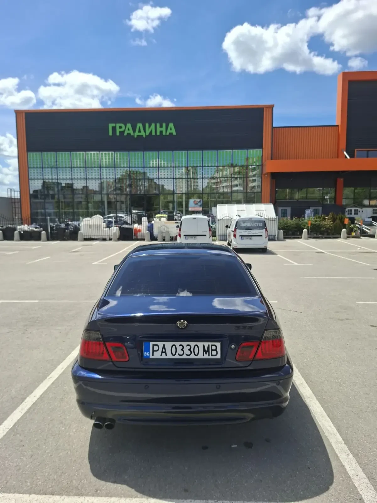 BMW 330 ci ръчка газ/бензин, снимка 4 - Автомобили и джипове - 54553581