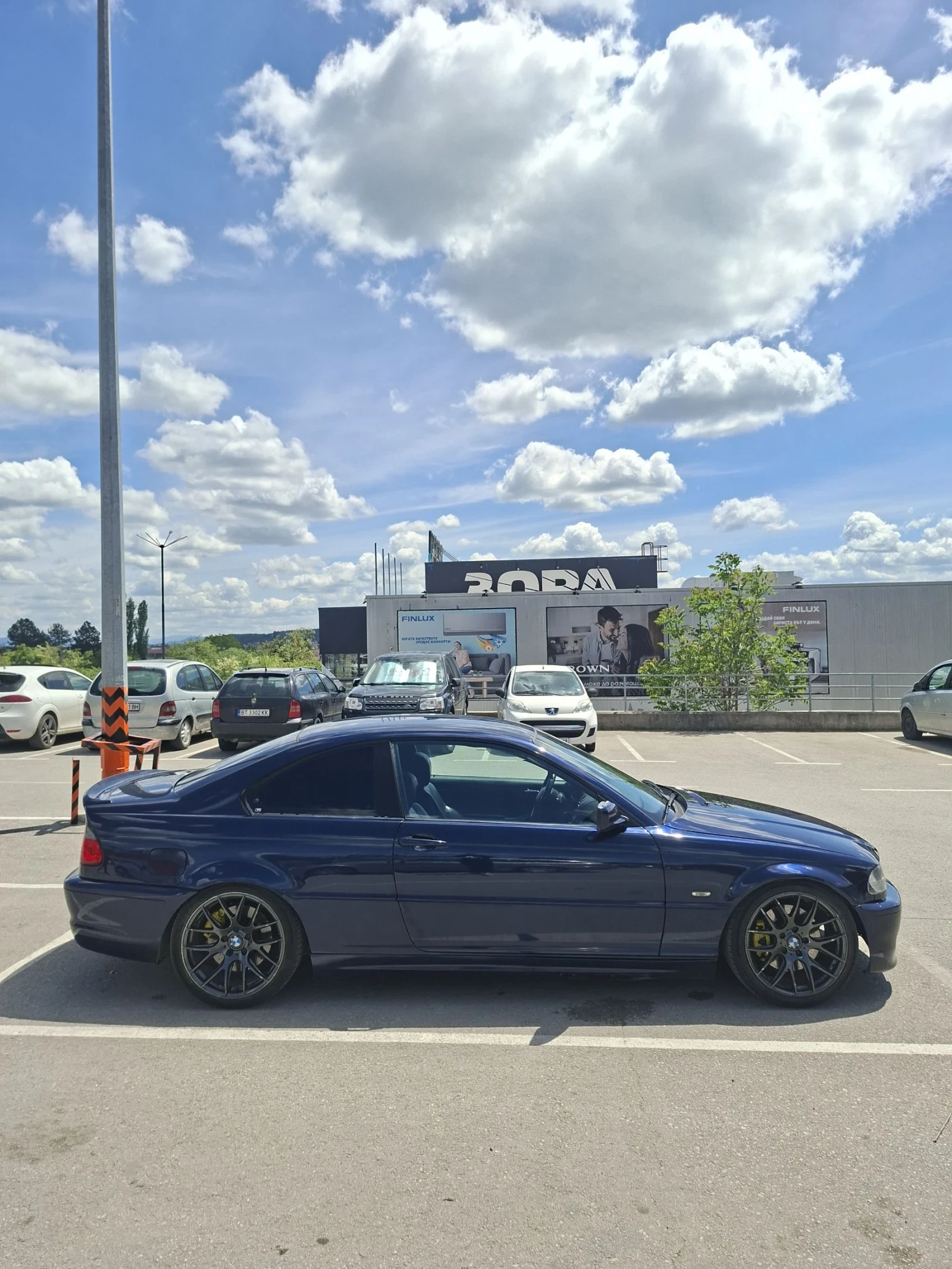 BMW 330 ci ръчка газ/бензин, снимка 5 - Автомобили и джипове - 54553581