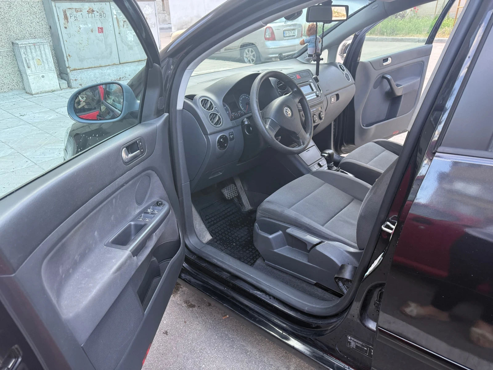 VW Golf Plus, снимка 9 - Автомобили и джипове - 54767659
