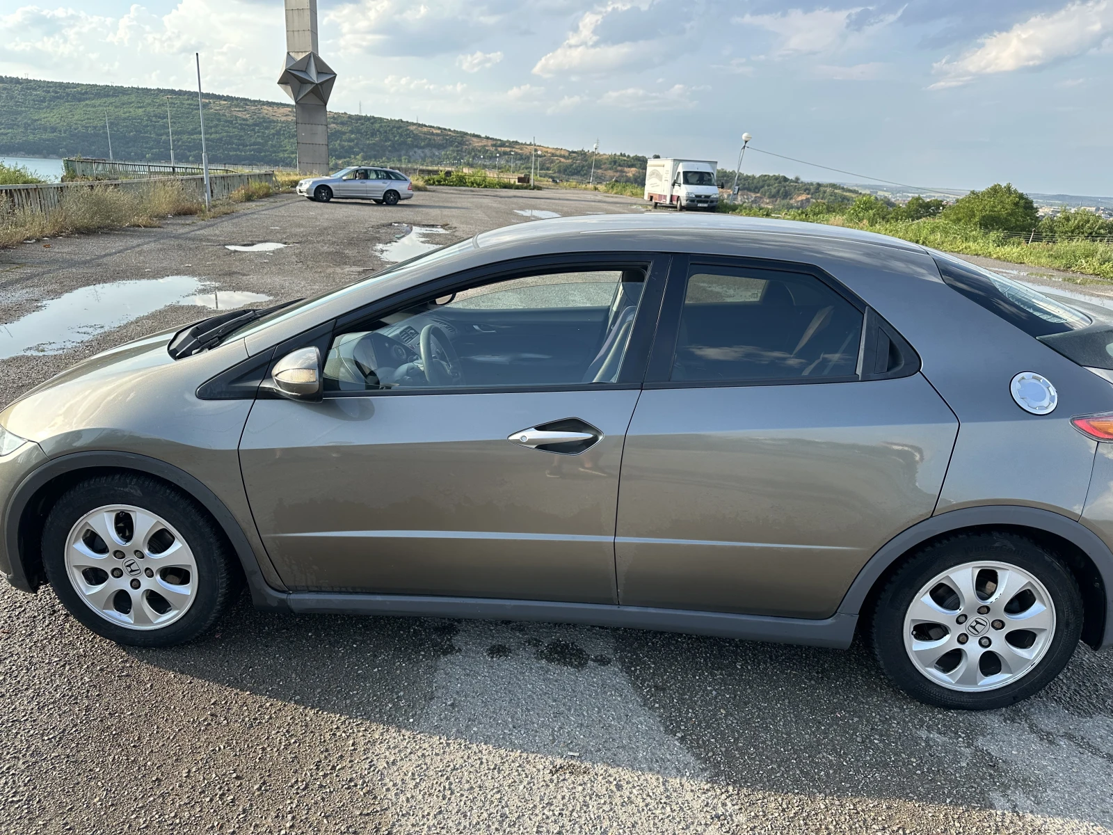 Honda Civic напълно обслужена, всичко платено, снимка 2 - Автомобили и джипове - 55404637