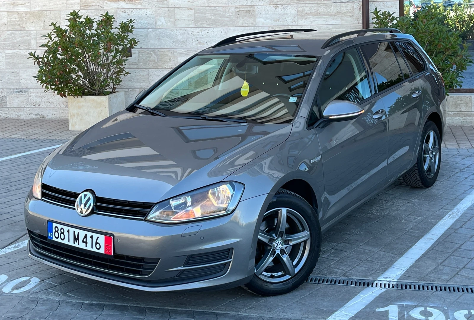 VW Golf Variant 1.6TDI/110/2016Г, снимка 11 - Автомобили и джипове - 56012348