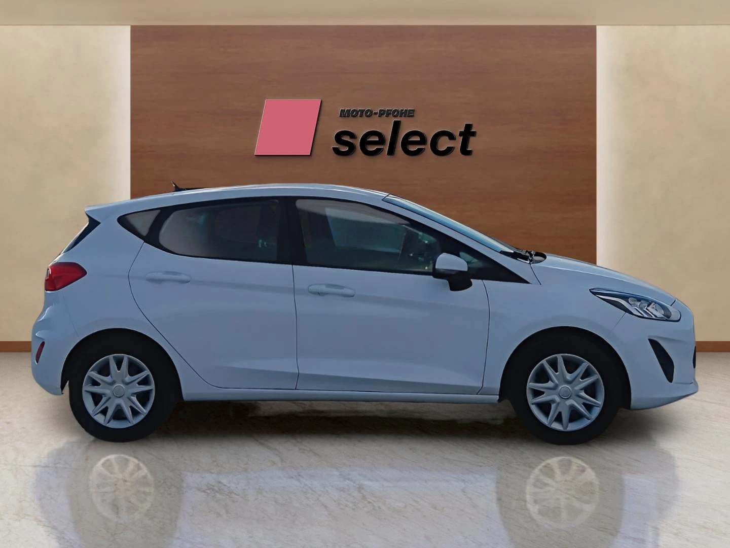 Ford Fiesta 1.1, снимка 4 - Автомобили и джипове - 56319099