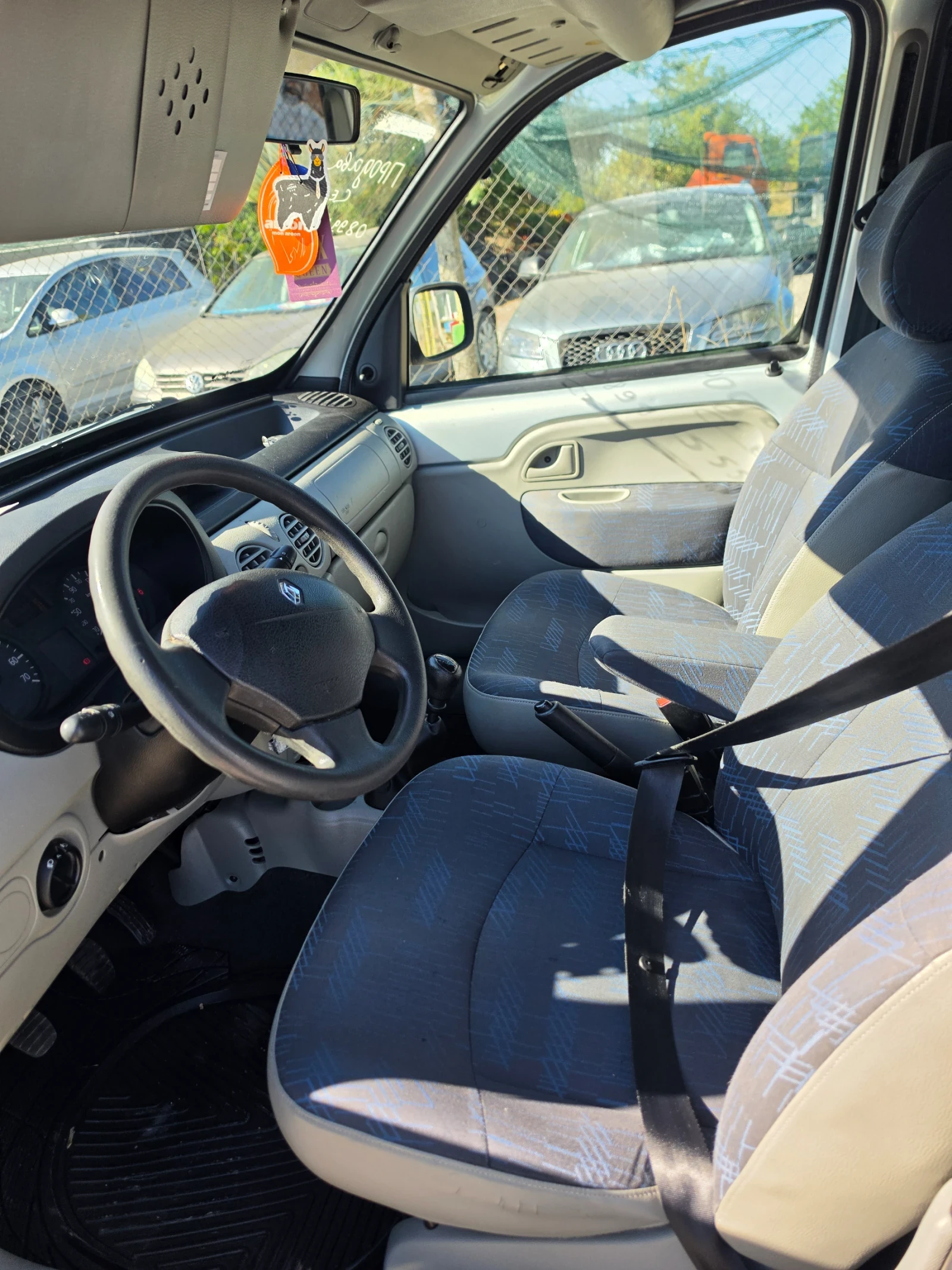 Renault Kangoo 1.2, снимка 4 - Автомобили и джипове - 56503882