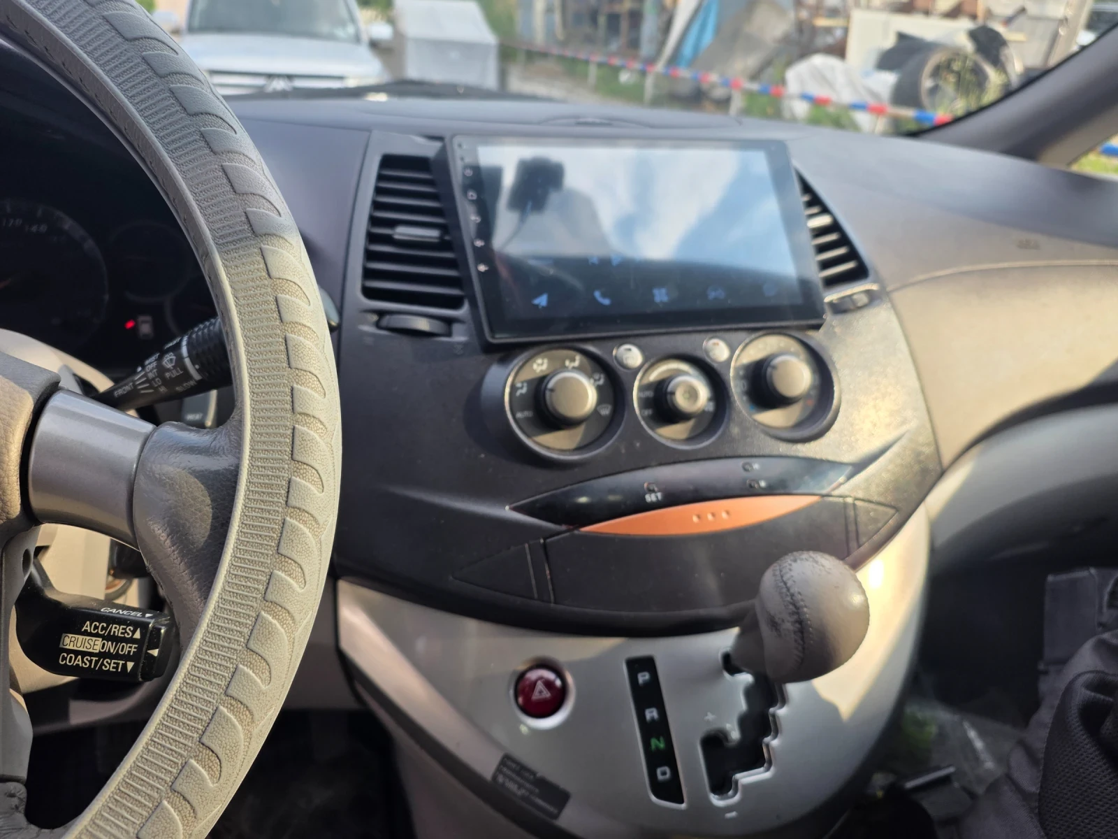 Mitsubishi Grandis, снимка 7 - Автомобили и джипове - 56563359