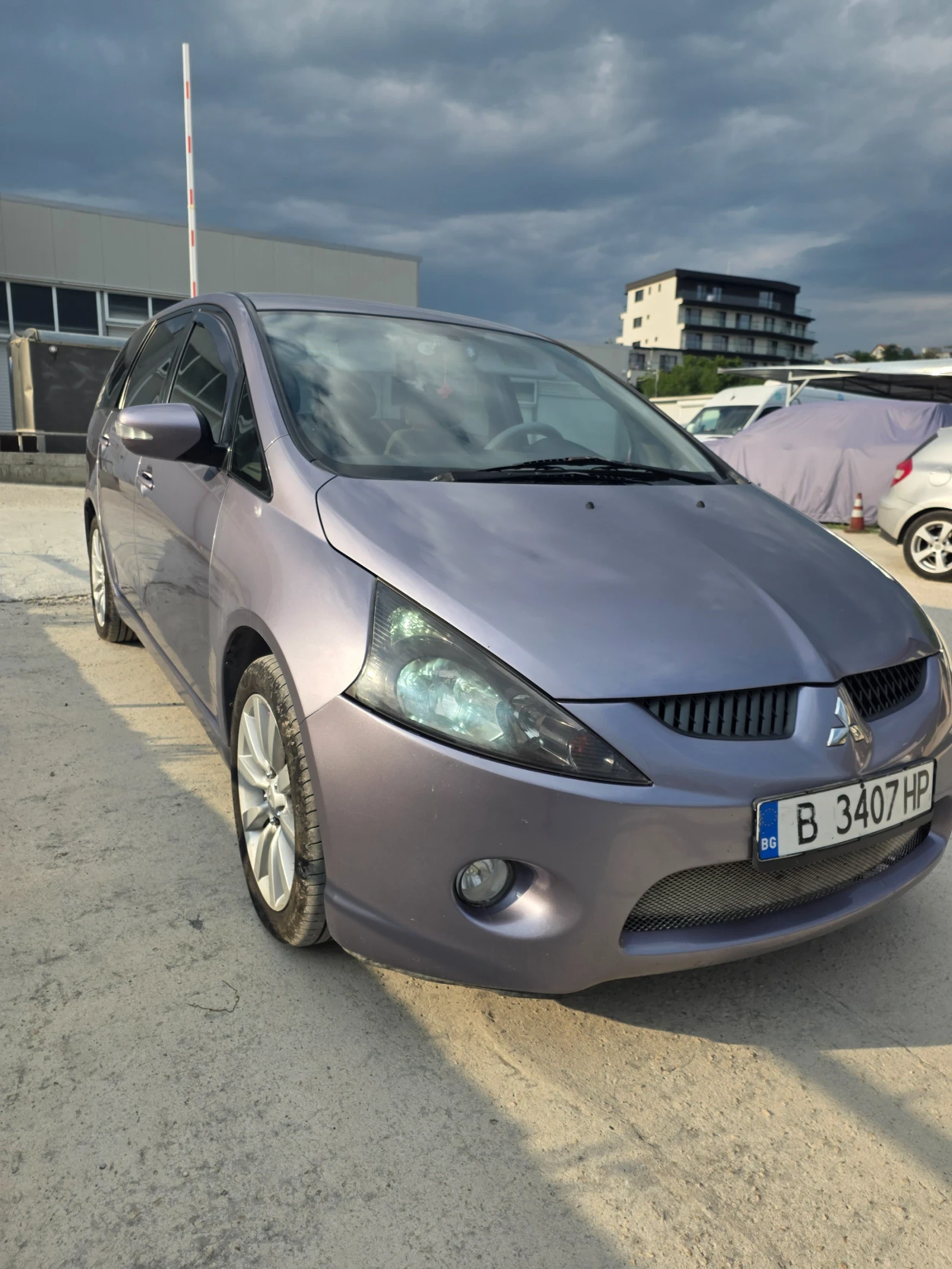 Mitsubishi Grandis