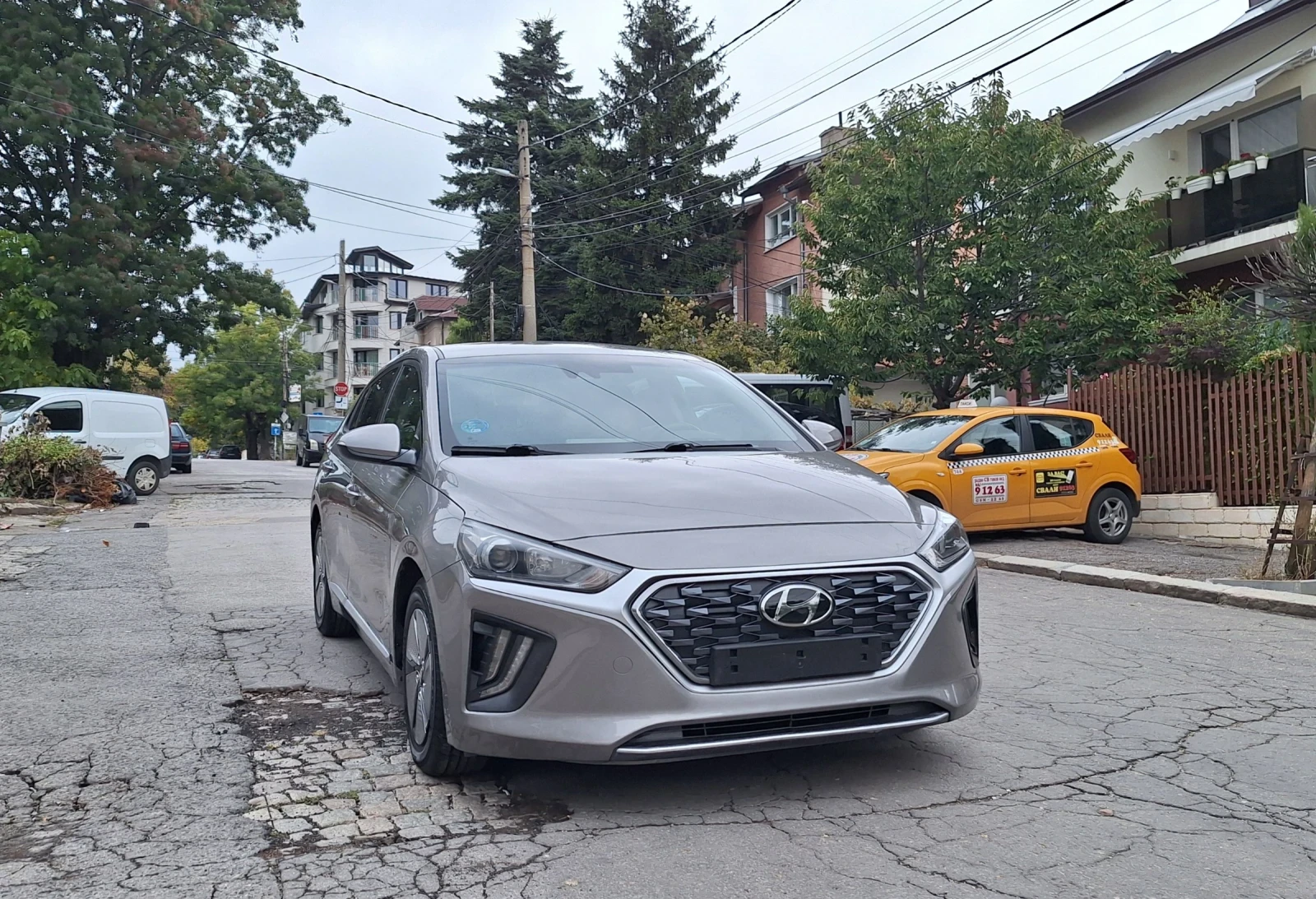 Hyundai Ioniq 1.6Hybrid 140�� Face Premium A������� ������ NAVI  | Mobile.bg � ����������� 17
