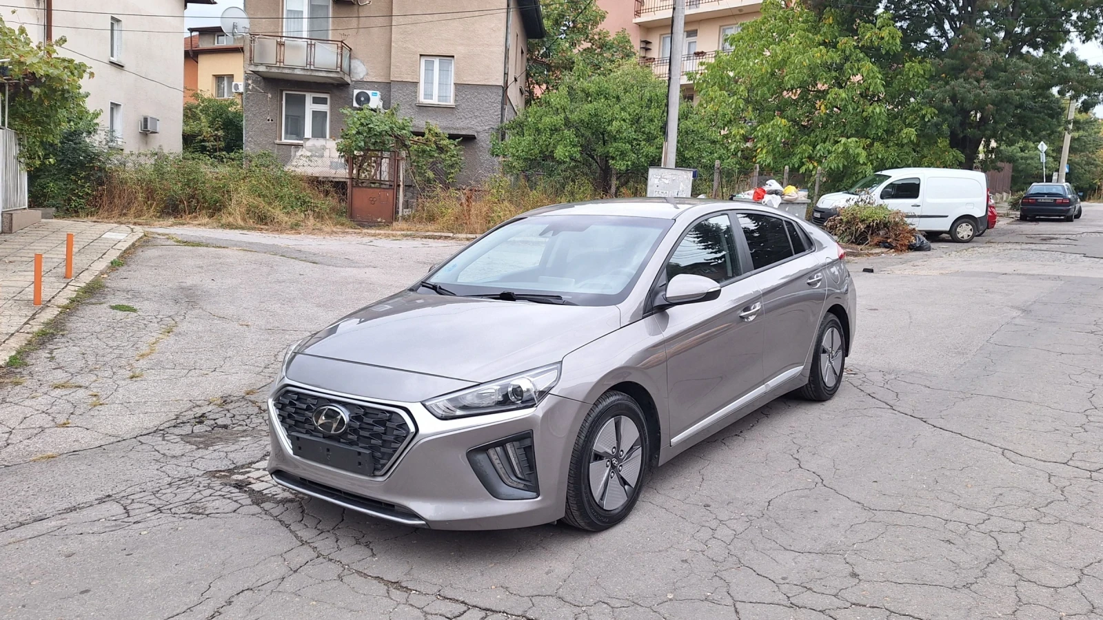 Hyundai Ioniq 1.6Hybrid 140�� Face Premium A������� ������ NAVI  | Mobile.bg � ����������� 15