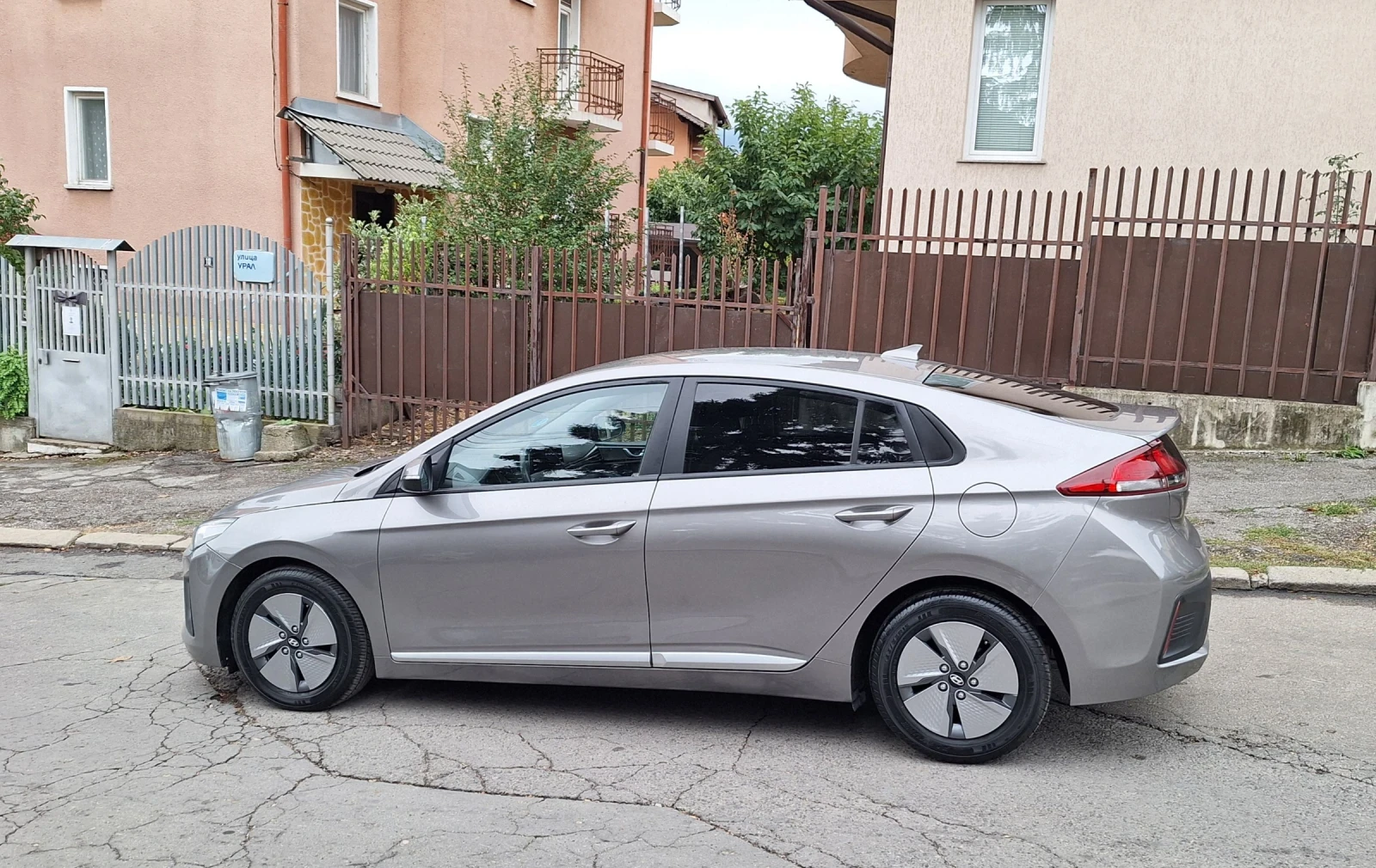 Hyundai Ioniq 1.6Hybrid 140�� Face Premium A������� ������ NAVI  | Mobile.bg � ����������� 10