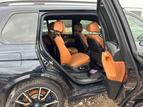 BMW X7 * xDrive40i * ДИСТРОНИК * 360 * ПОДГРЕВ * КАРПЛЕЙ, снимка 17