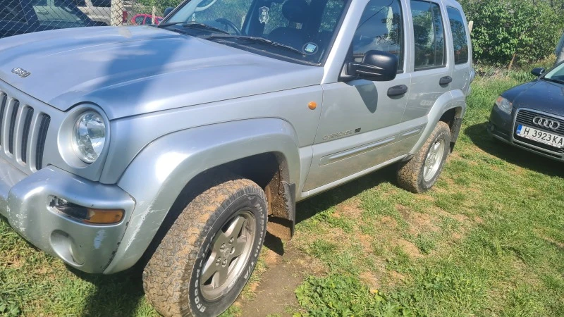 Jeep Cherokee 3.7, снимка 7 - Автомобили и джипове - 45427580