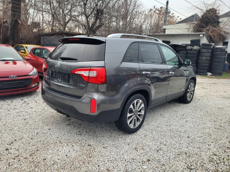 Kia Sorento 2.2 CRDI 4X4 automatic , снимка 4 - Автомобили и джипове - 48486891