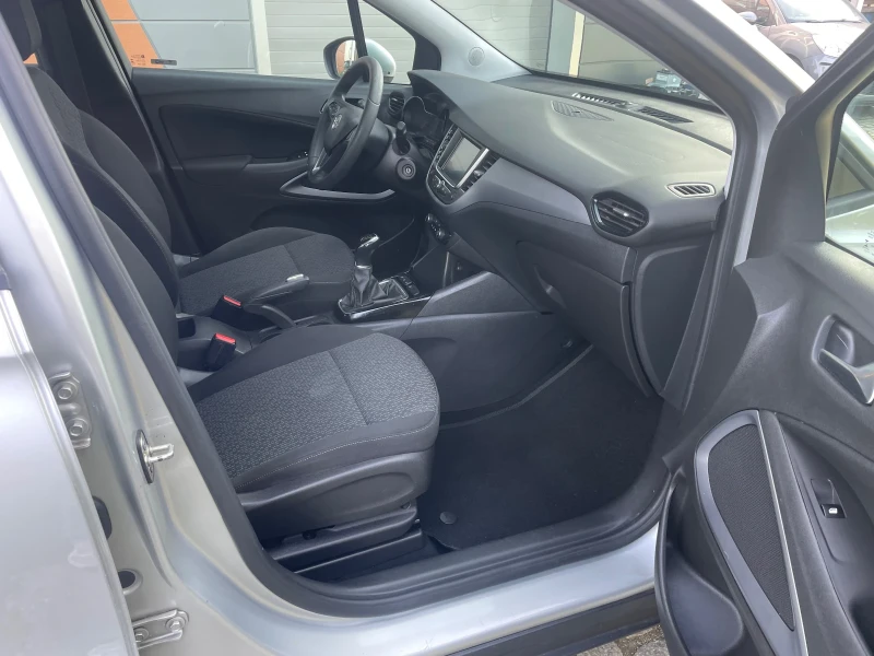 Opel Crossland X 1.2 GPL, снимка 11 - Автомобили и джипове - 52826185