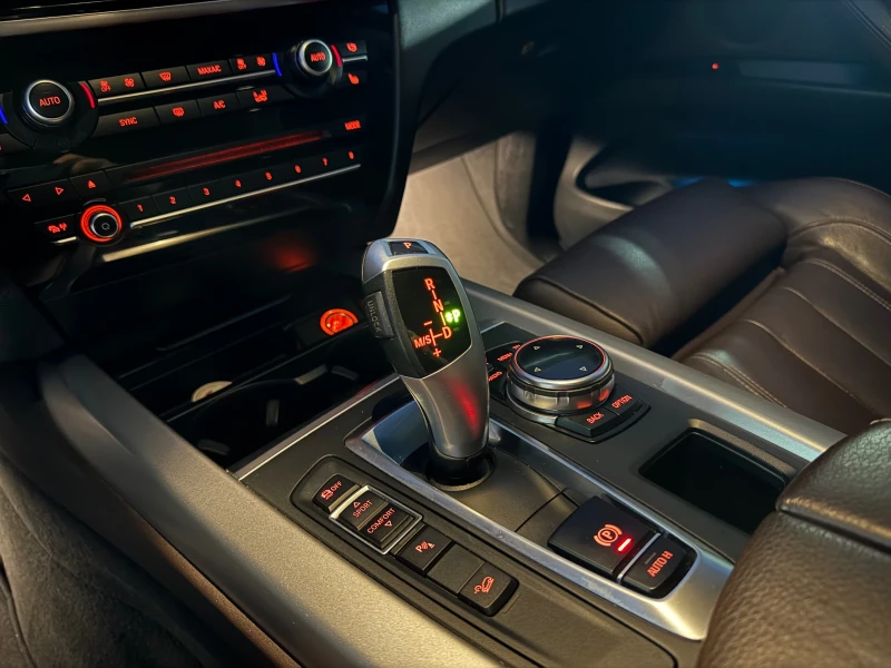 BMW X5 3.0D 258кс, снимка 16 - Автомобили и джипове - 53595671