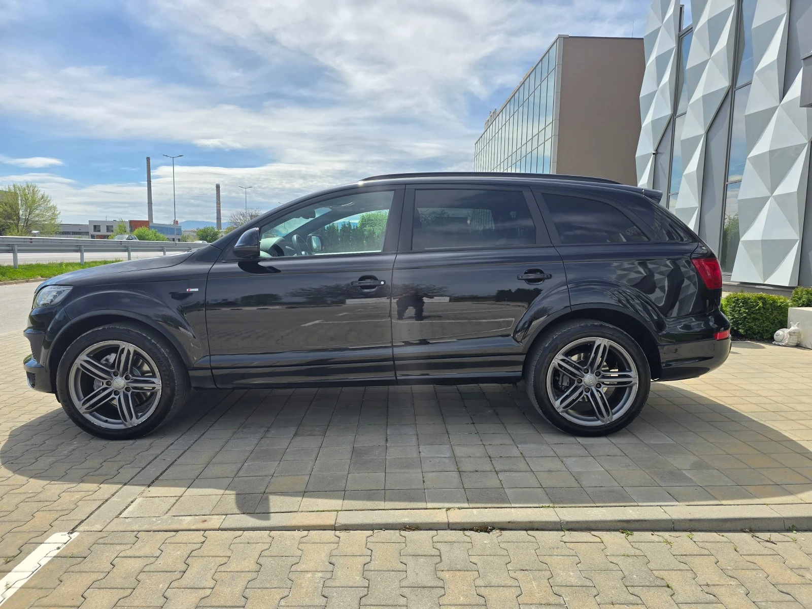 Audi Q7 3×S-LINE FACE 8SK  245kc 7-MESTA - изображение 8