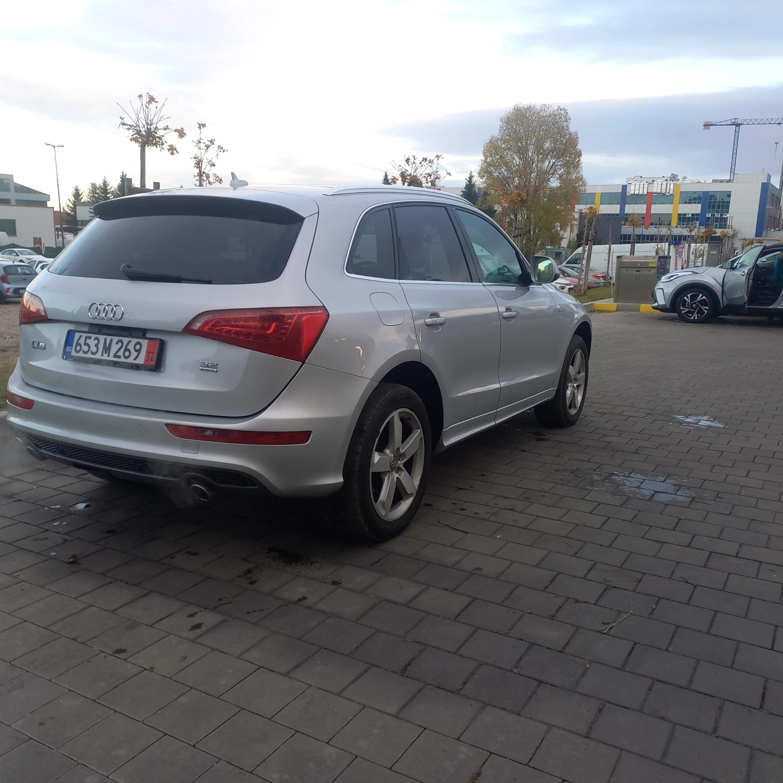 Audi Q5 3.2 FSI / S line - изображение 4