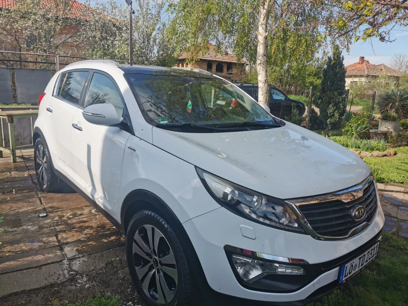 Kia Sportage 2.0 Diesel 4x4 - изображение 4