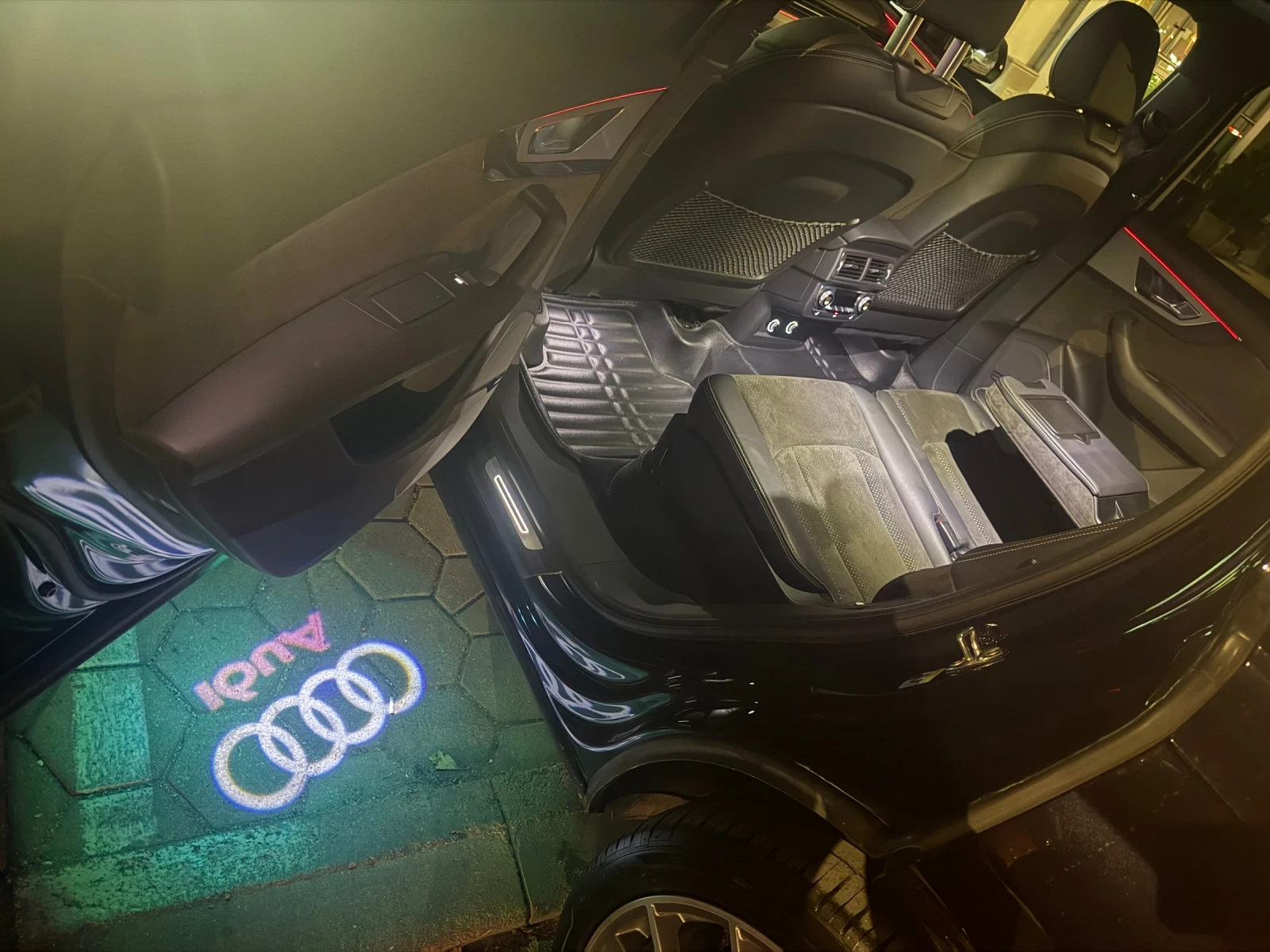 Audi SQ7 SHADOW LINE/ПАНО/KEYLESS/22/РЕАЛНИ КМ/КАТО НОВА/ - изображение 9