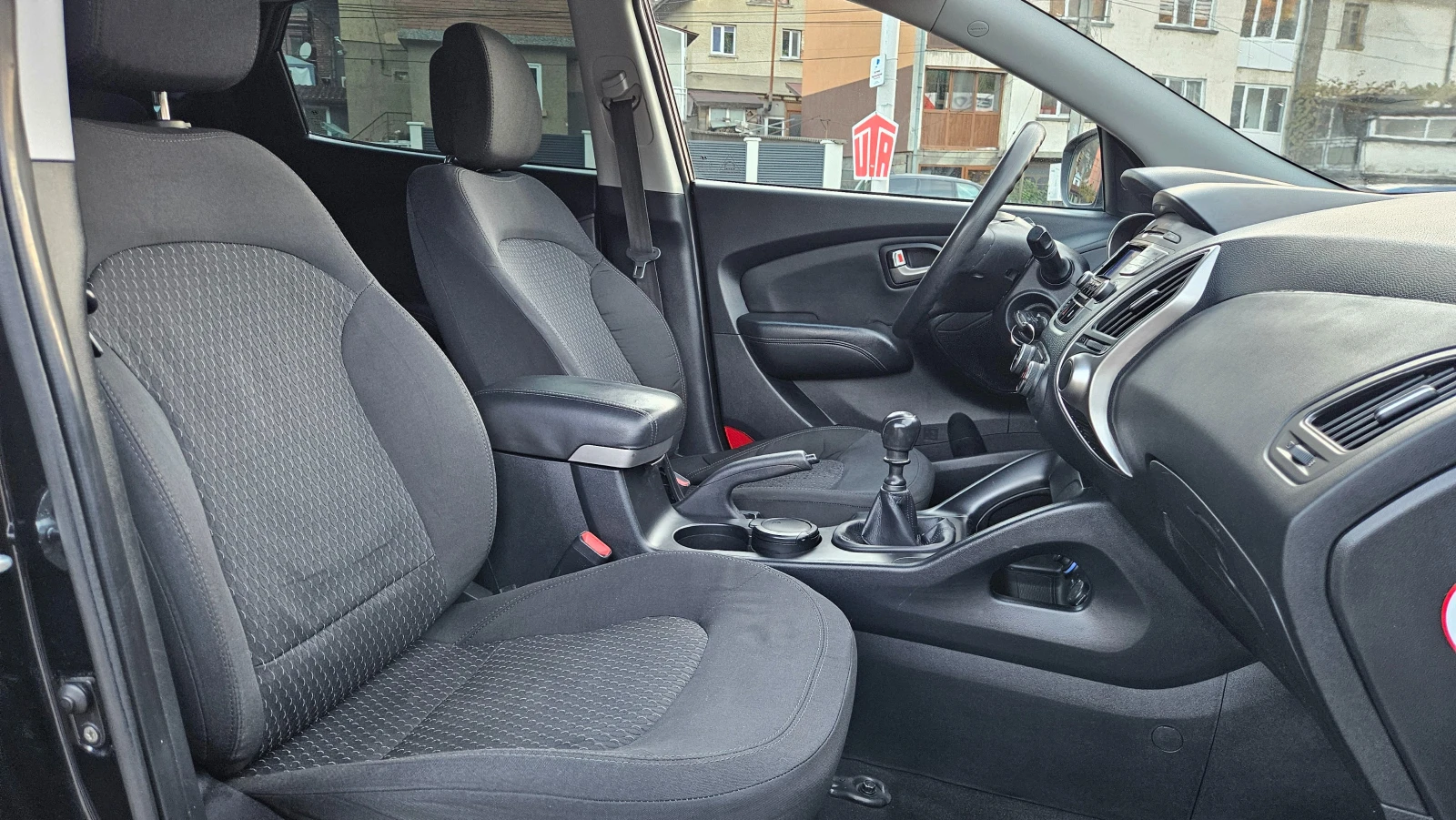 Hyundai IX35 1.7 Crdi 6skorost/Klima/Top sustoqnie | Mobile.bg   13