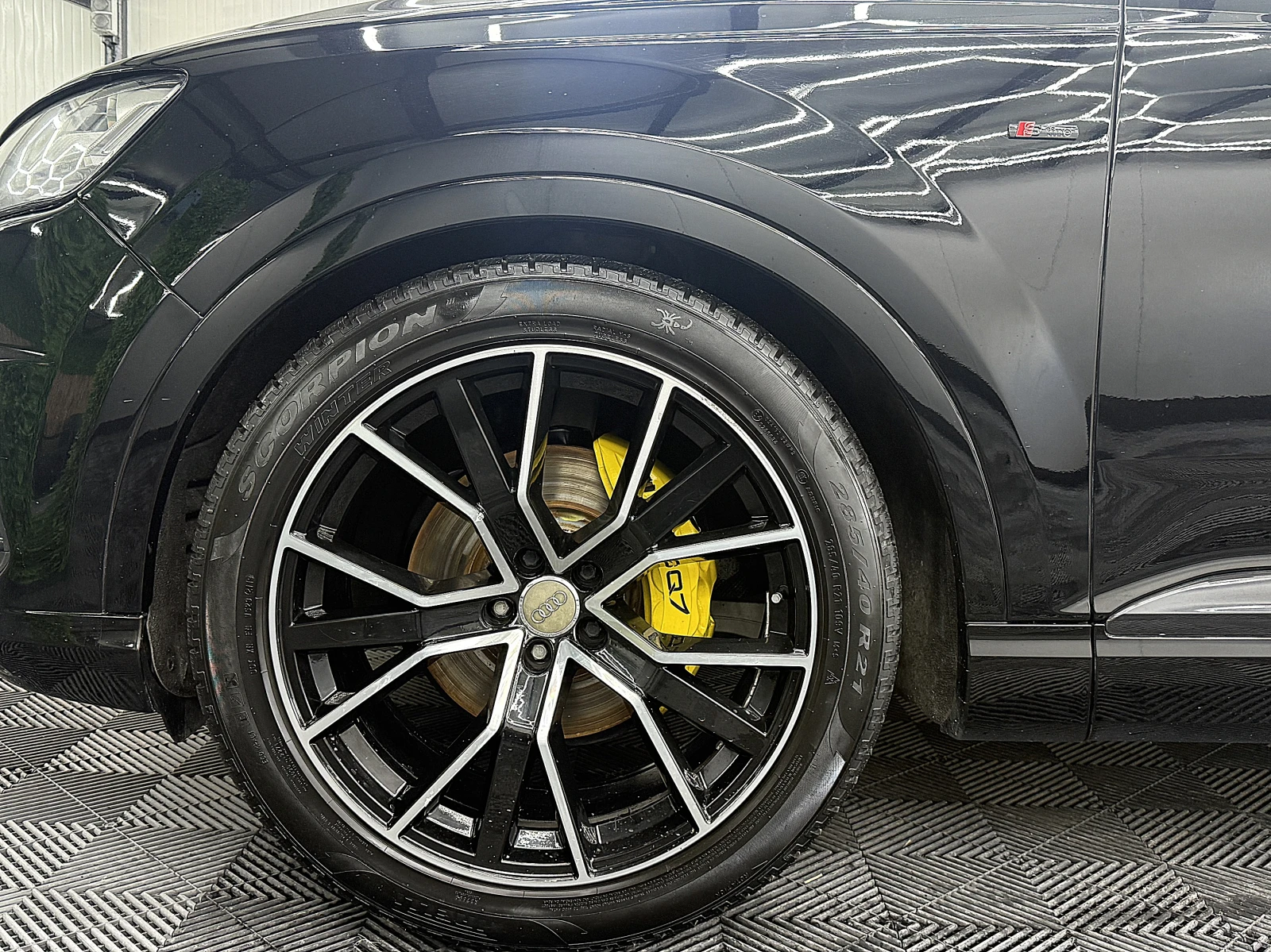 Audi Q7 S-line/KeylessGo/SQ7/ГЕНЕРАЦИЯ СОБСТВЕН ЛИЗИНГ, снимка 16 - Автомобили и джипове - 53871589