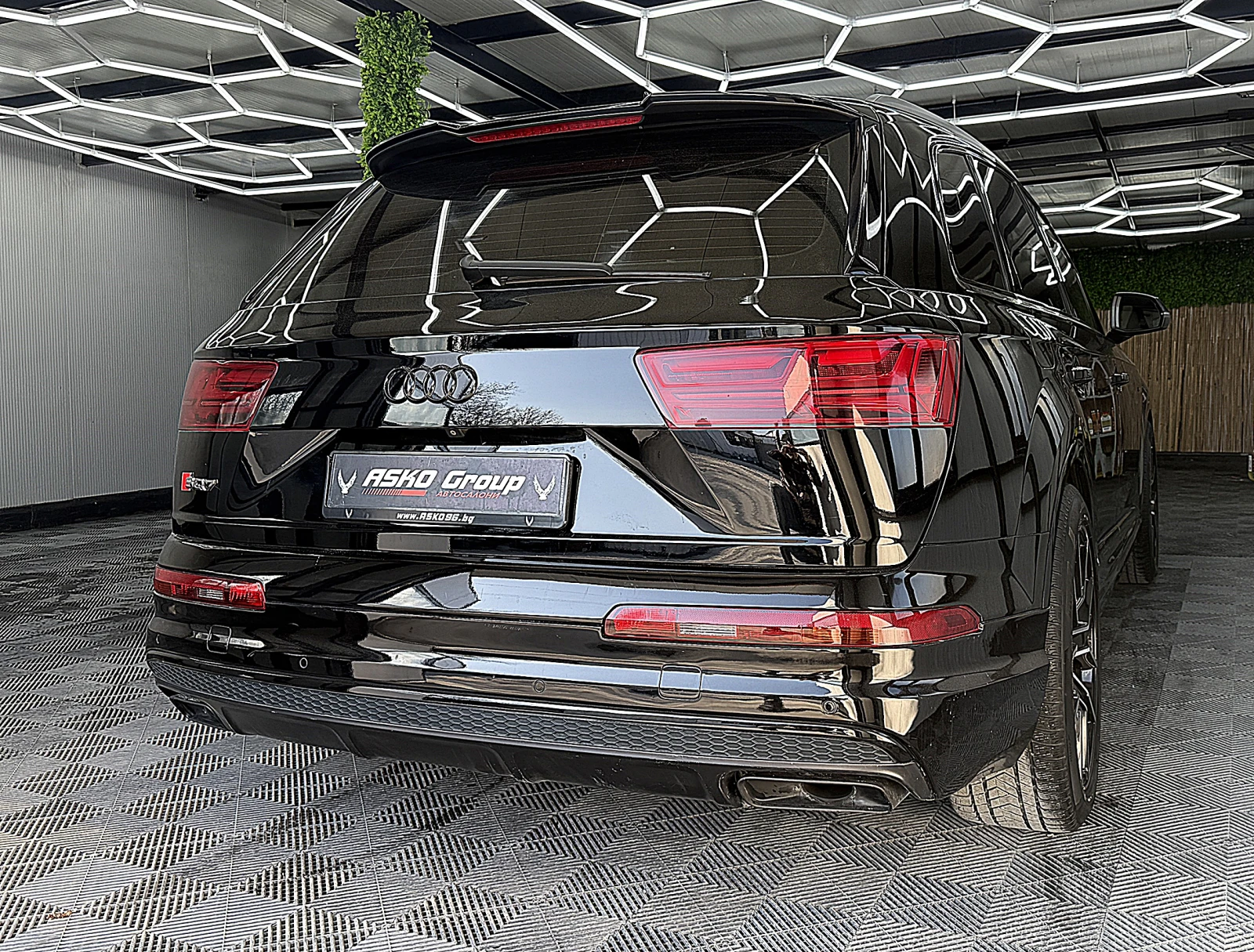 Audi Q7 S-line/KeylessGo/SQ7/ГЕНЕРАЦИЯ СОБСТВЕН ЛИЗИНГ, снимка 6 - Автомобили и джипове - 53871589