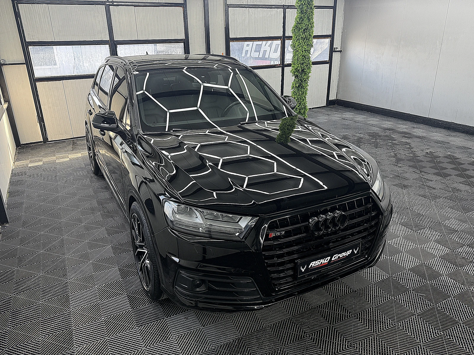 Audi Q7 S-line/KeylessGo/SQ7/ГЕНЕРАЦИЯ СОБСТВЕН ЛИЗИНГ, снимка 8 - Автомобили и джипове - 53871589