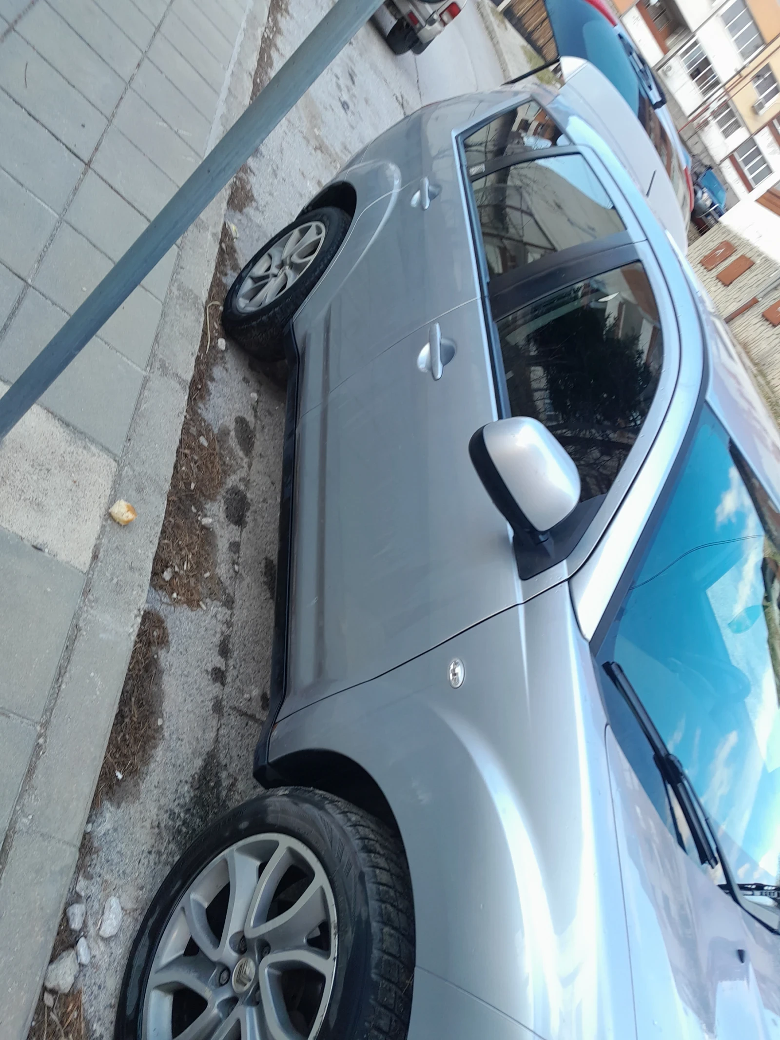 Citroen C-Crosser, снимка 8 - Автомобили и джипове - 54196651